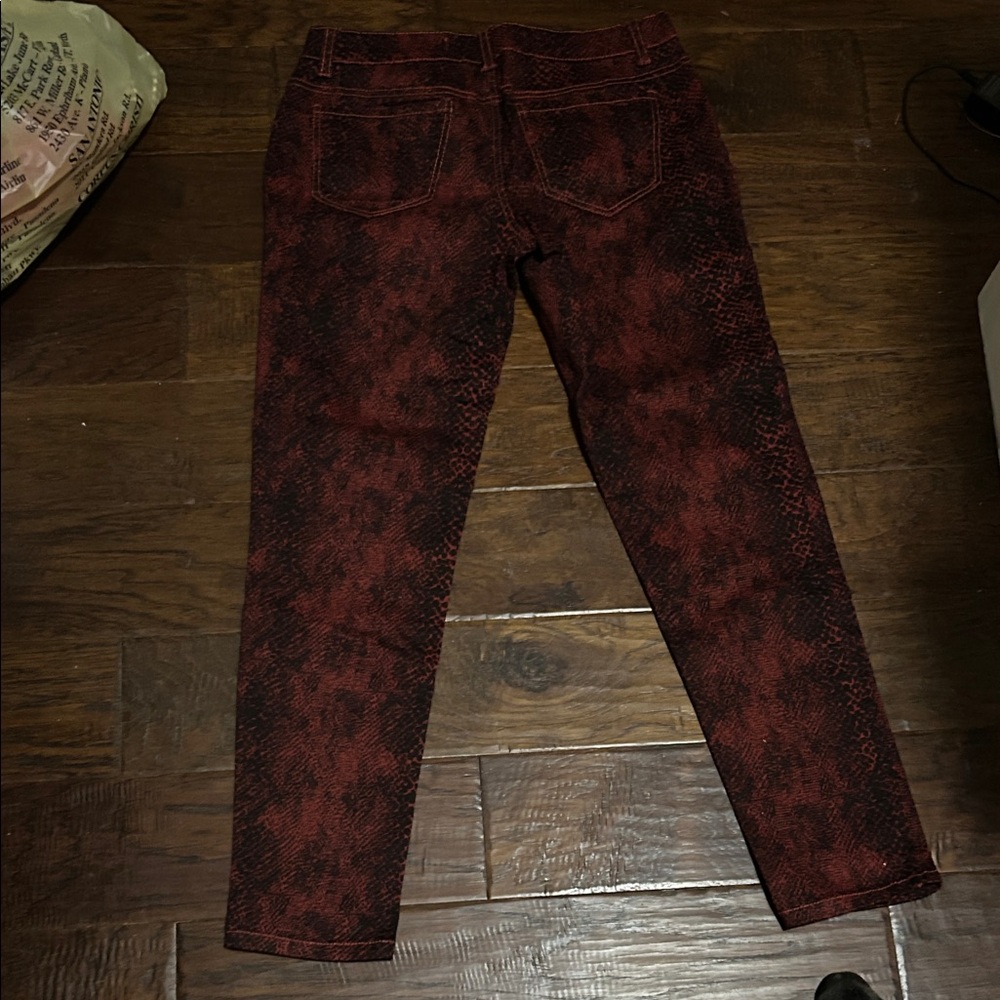 Revolution Red Patterned Pants - Picture 3 of 3